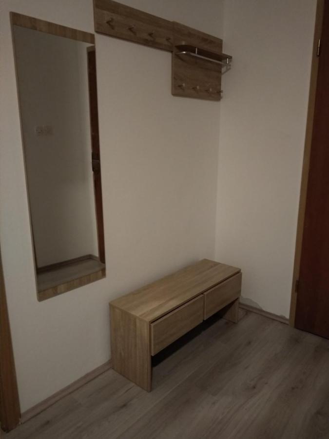 Apartments Zlatko Pula Bagian luar foto