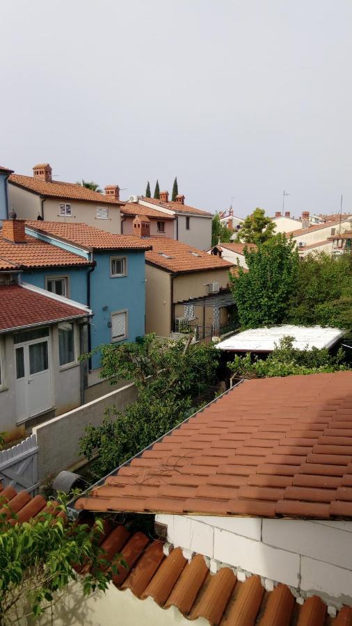 Apartments Zlatko Pula Bagian luar foto